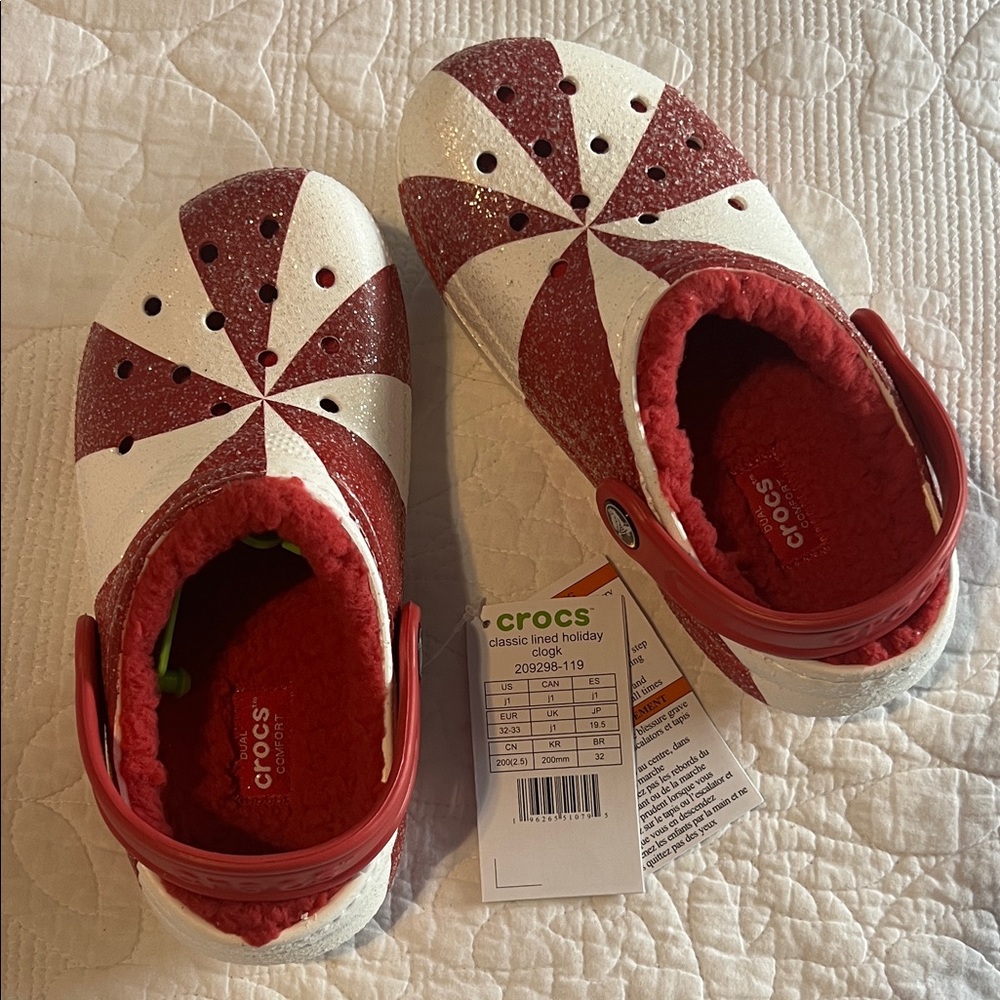 CROCS Kids Peppermint Swirl Slippers - Red and White
